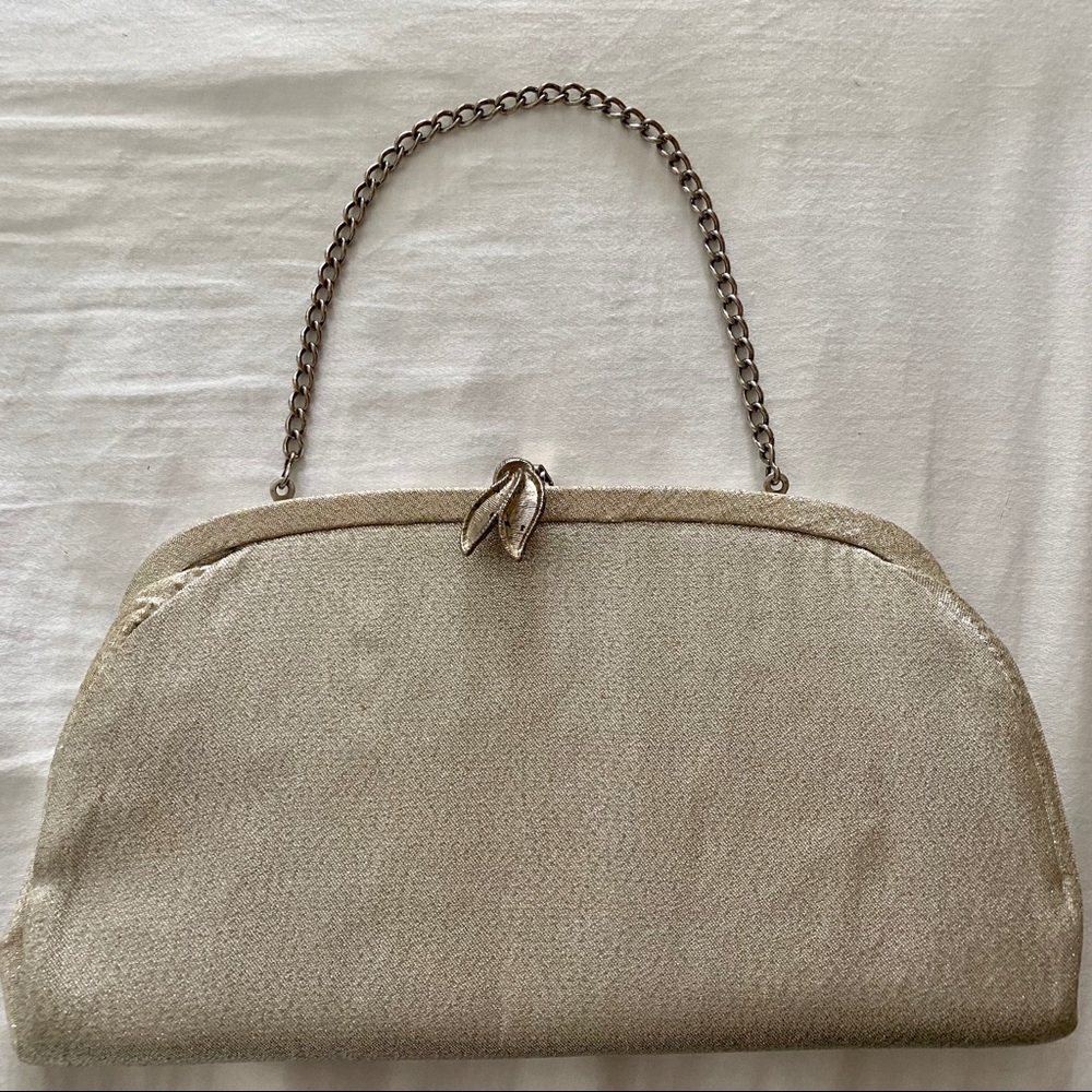 Vintage 1950s silver Lurex clutch purse